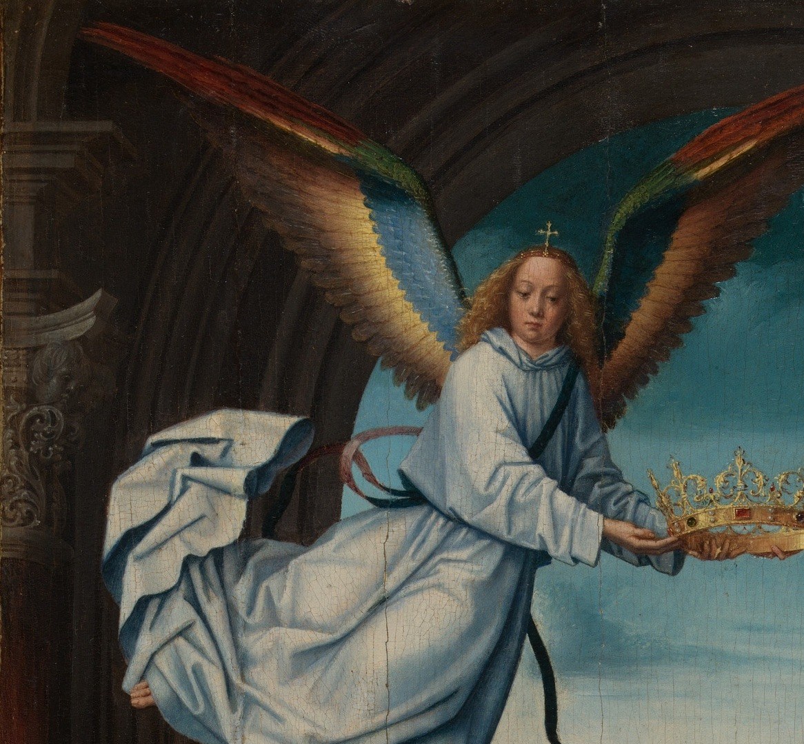 One of two angels performing the coronation; its outstretched wing and careful grip on the crown demonstrate the ceremony of heavenly investiture.