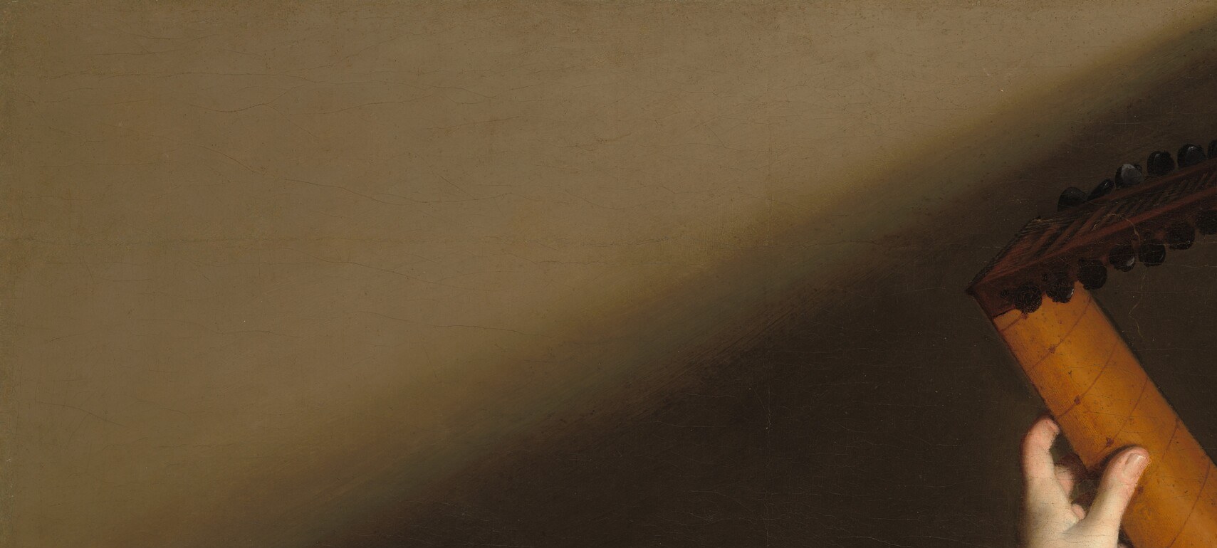 He captures the instrument's shape without harsh lines.