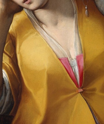 Now the white linen at her neckline. Look at the precision.