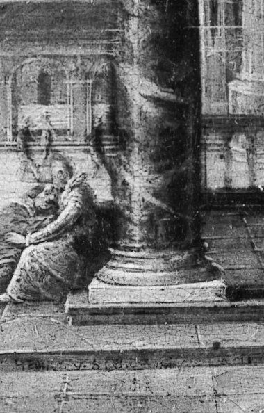 Look at the detailed column base.