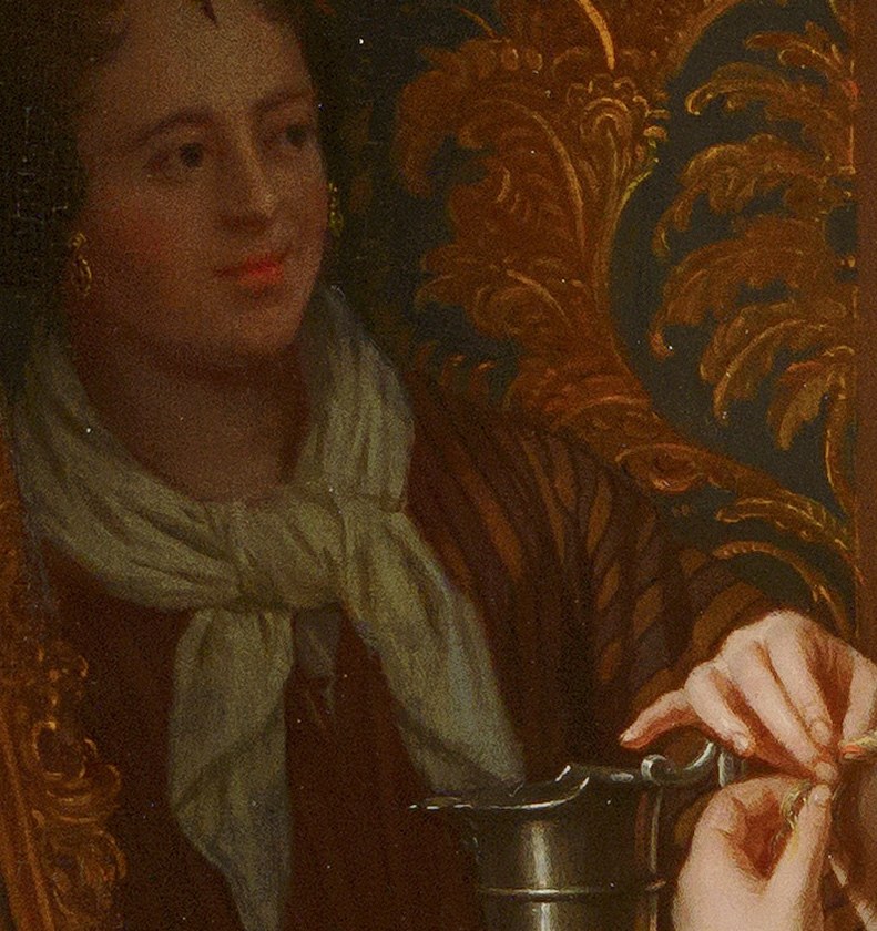 A second figure is reflected there.