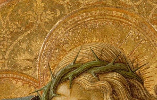 Crivelli renders individual thorns and green leafy stems with botanical precision , unusually naturalistic for a devotional instrument of torture