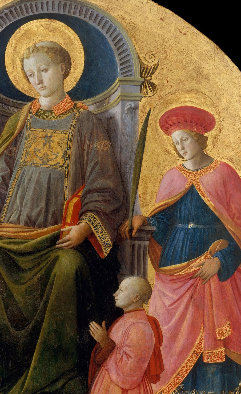 The hierarchically dominant figure, richly robed in green and gold vestments with a golden halo , the saint's attributes (gridiron, palm) encode his martyrdom at a glance.