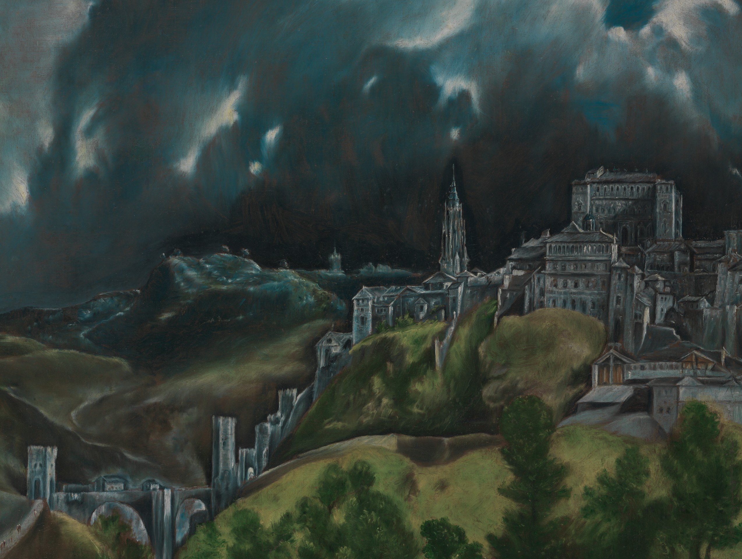 The city wears the rock like a crown; the tight mass of buildings on the natural fortress explains seven centuries of military impregnability