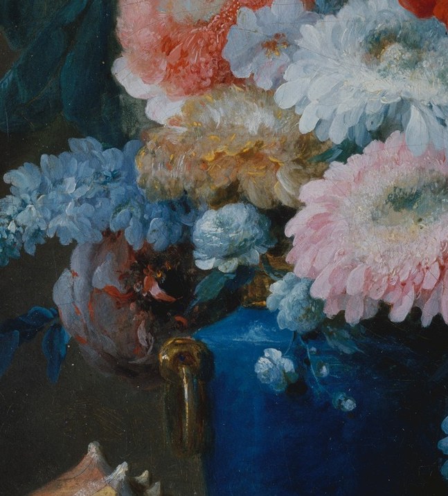 The dominant focal bloom with tightly layered petals catching the light; its scale commands the eye and shows the painter's command of soft gradation from blush to cream