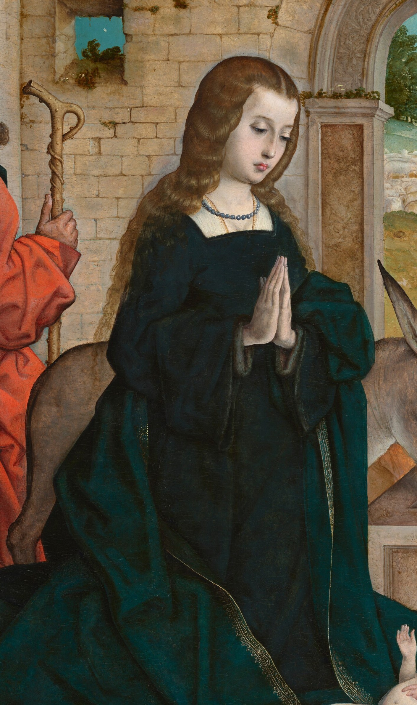 See how the warm light catches the folds of Mary's dark robe?