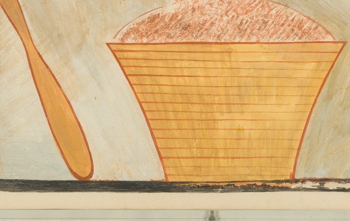 Look at the weave of the basket beneath the sieve.