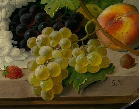 Translucent green grapes glow with internal light, contrasting with the dark cluster opposite , Roesen deliberately plays the two grape varieties against each other for chromatic drama.