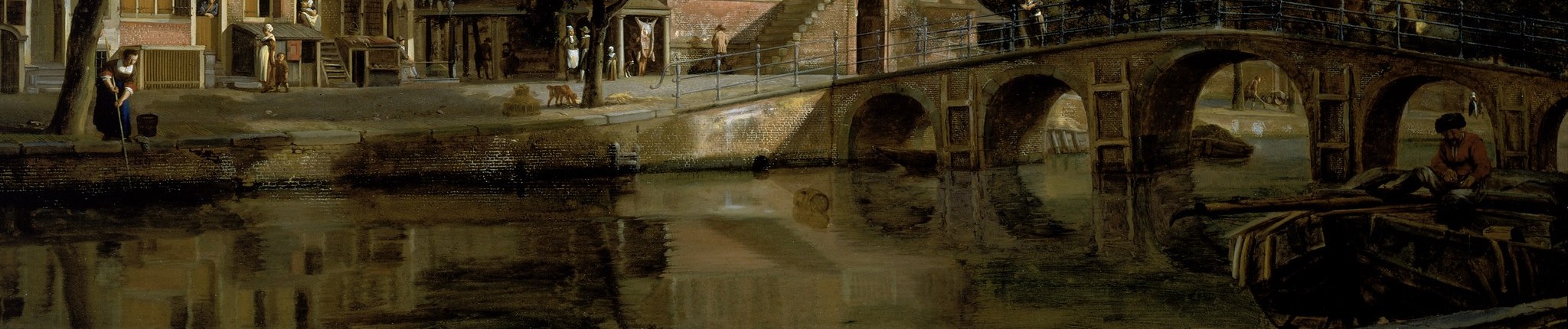 But look closely at the canal, near the bridge.