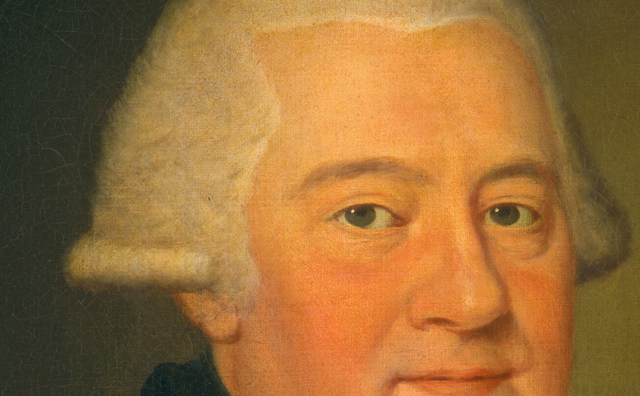 The meticulously rendered white wig signifies status and fashion of the late 18th century.