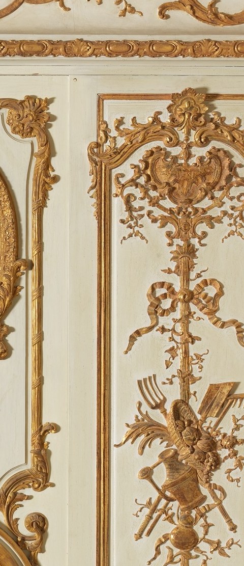 Now the Met keeps the whole room alive.