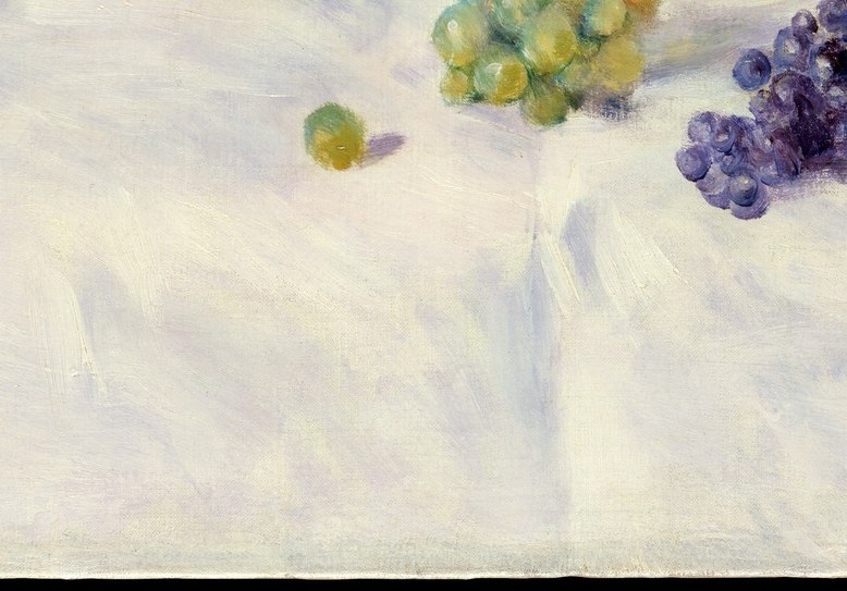 Look closer. The white tablecloth is not white.