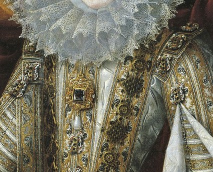 The intricate detail and stiff structure of the ruff highlight the opulence and formality of court attire.