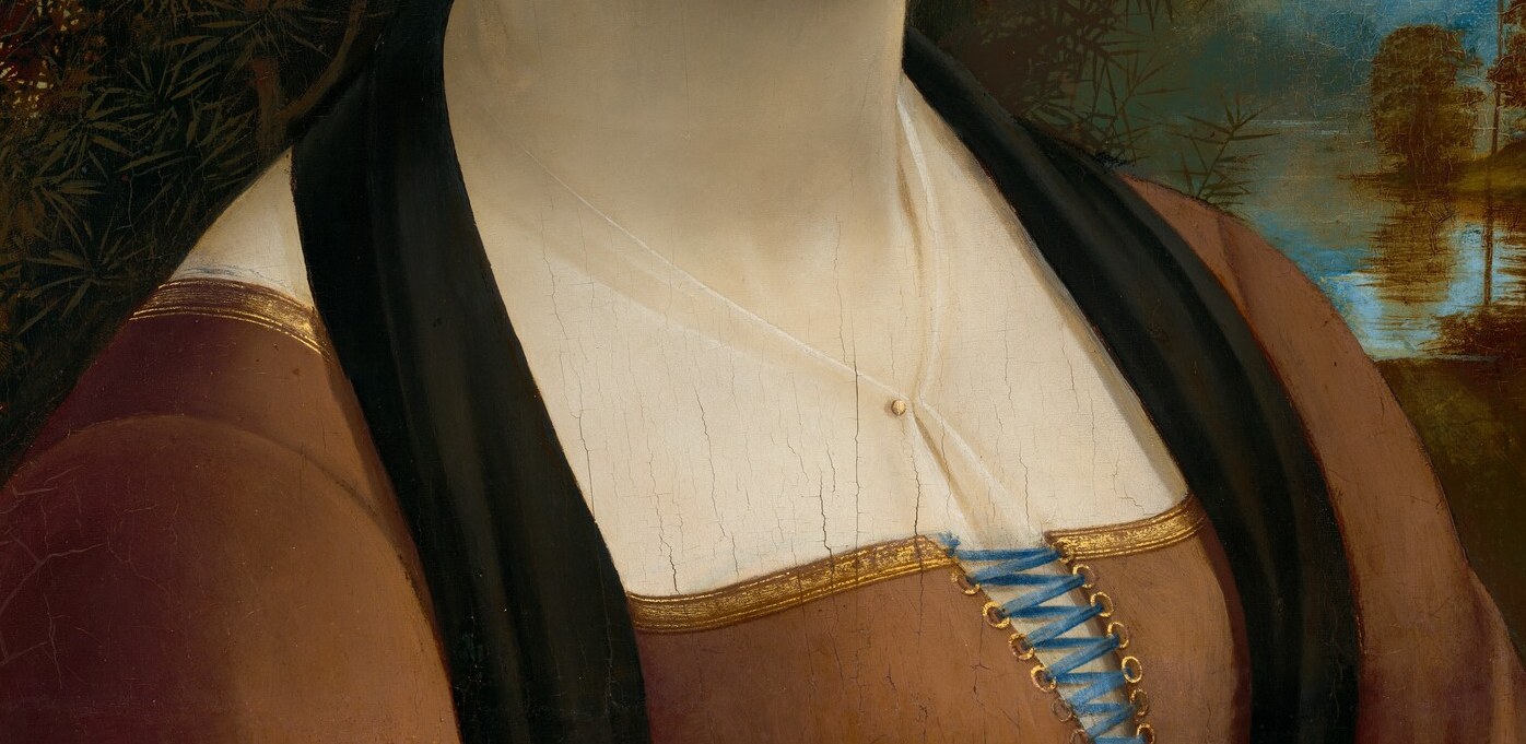 The restrained dark garment grounds the composition and points to Florentine sumptuary convention; the glimpse of white chemise at the collar is the only textile detail Leonardo rendered with care here.
