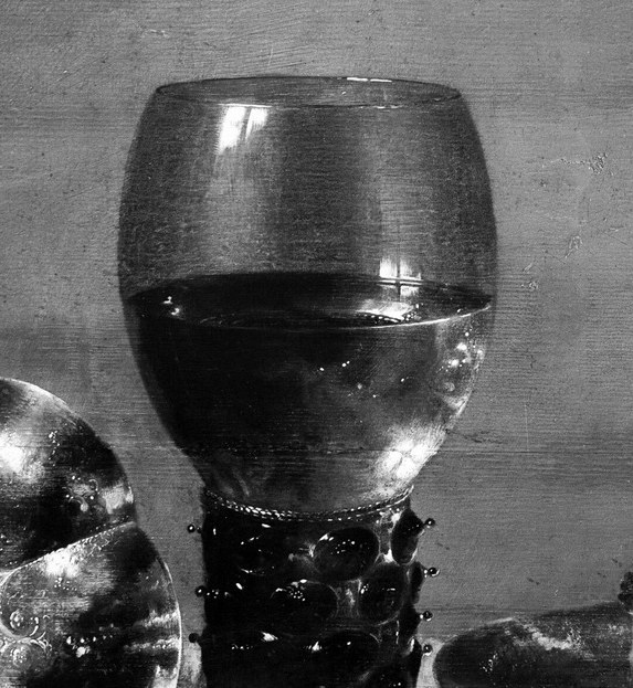 And the way light passes through the wine glass.