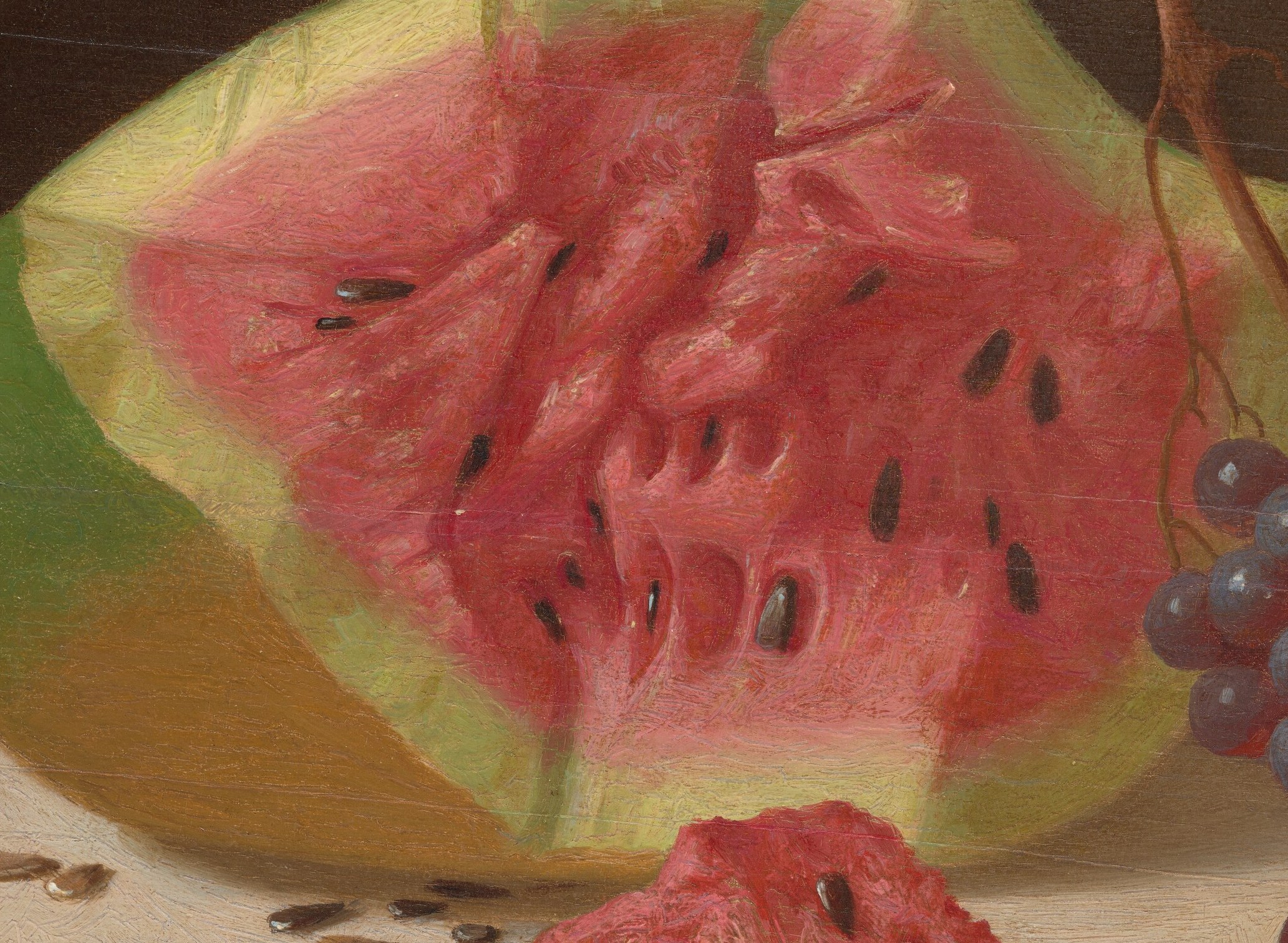 The smooth support enhances the fruit's rich texture.