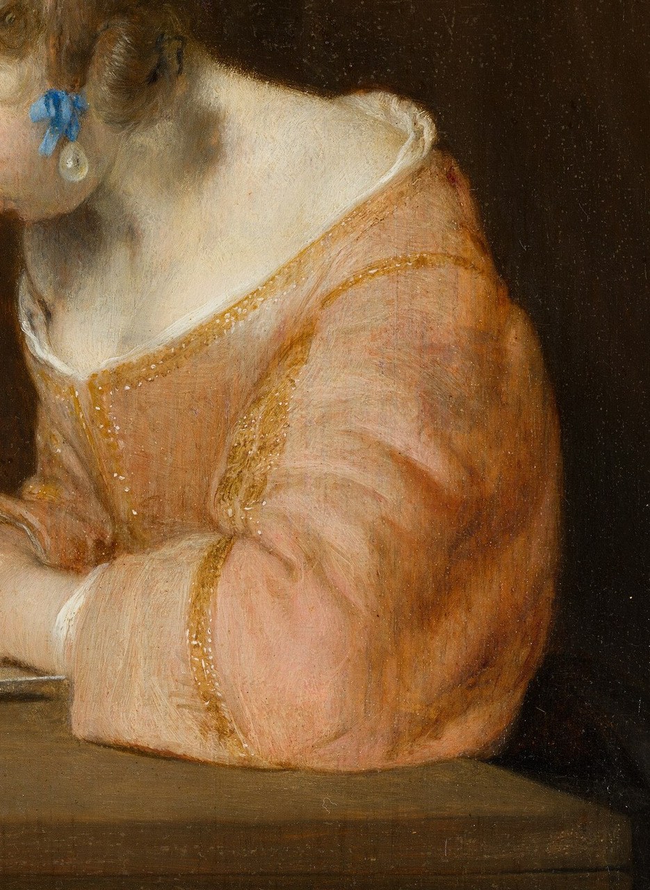 Pink satin and gold trim. She is not a servant.