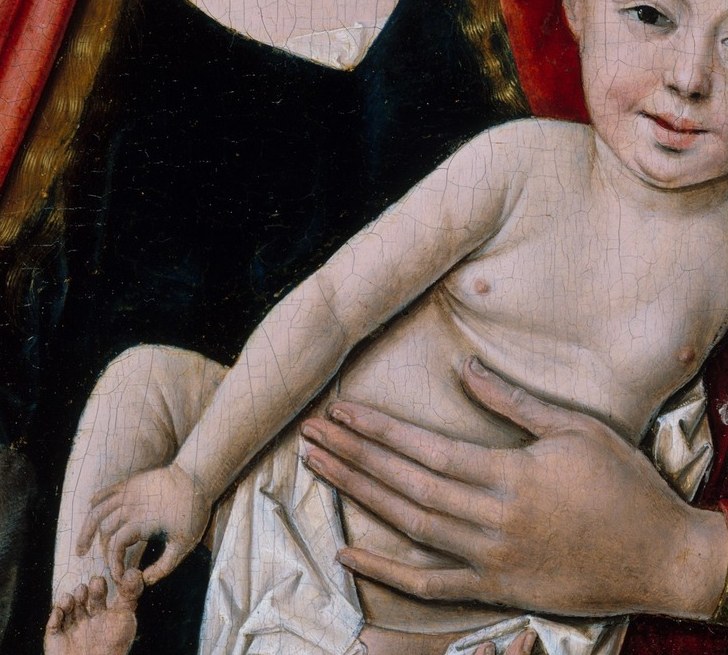 Now look at what the child holds.