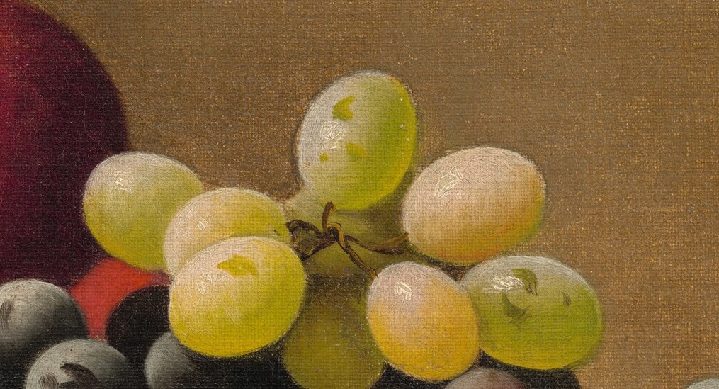 Look how the light makes these grapes almost glow.