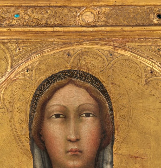 The quintessential Sienese Gothic oval , long nose, small mouth, downcast eyes , projects otherworldly calm while still feeling maternal; the starting close-up that sets the devotional tone.