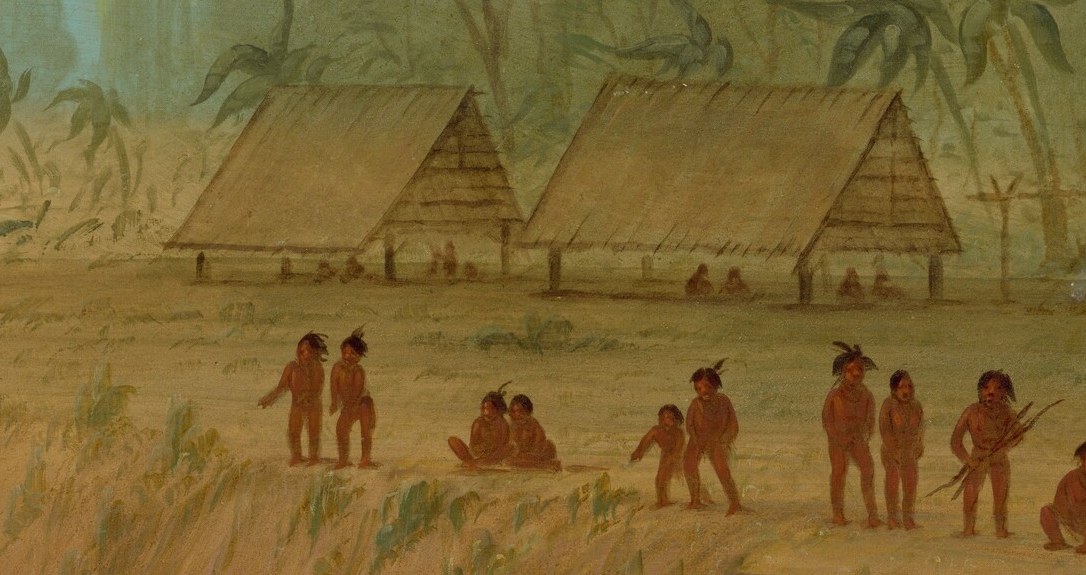 See the thatched-roof huts, typical of their architecture.